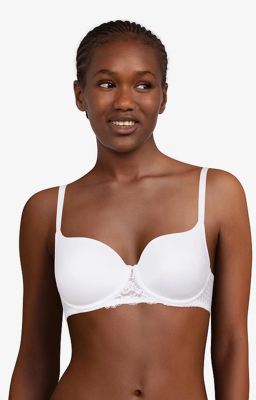 Marilyn Easy Feel padded preformed bra by Chantelle