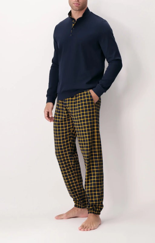 Men's pyjamas Perofil in warm checked cotton VPRT92973